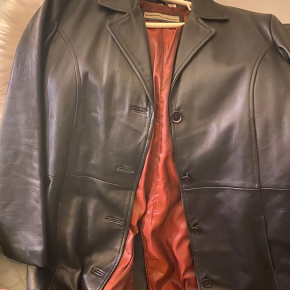 Leathers and PU Leather color block skirt - Picture 4 of 4